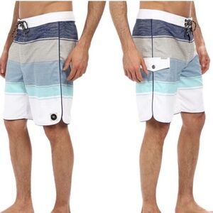 Stylish Men's Multicolor Board Shorts Sz 38